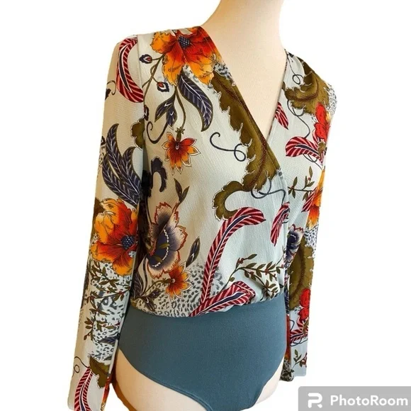 Floral Tropical Bodysuit by Fashion Nova - Picture 5 of 13